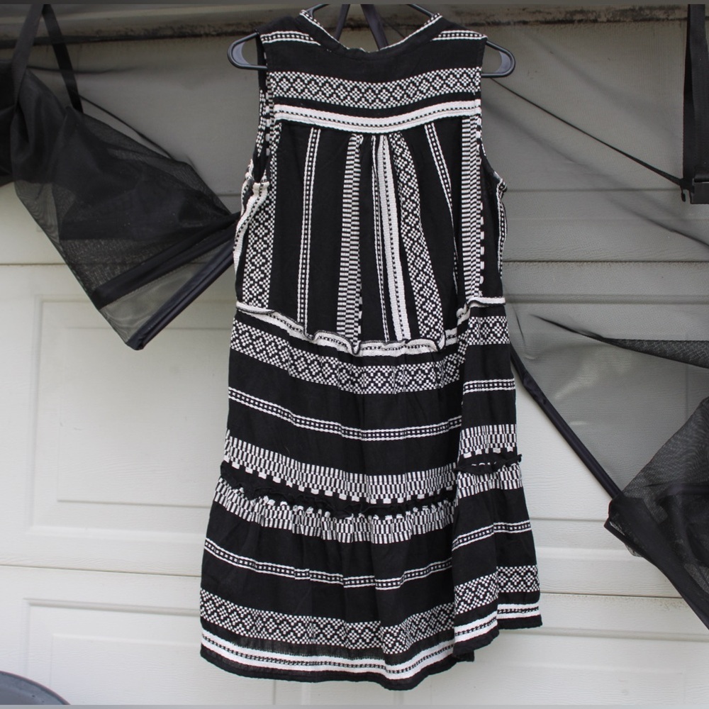 Elan Medium Mini Dress - Picture 5 of 7